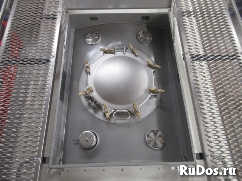 Танк-контейнер тип Т11 объём 24м3 для перевозки кислоты, новый. изображение 5