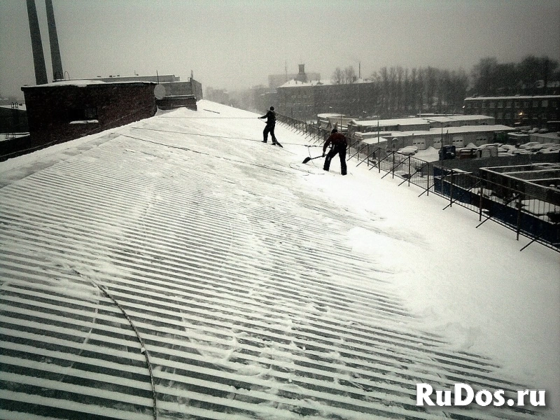 Высотные работы. Альпинисты. Монтажники. Мойка окон, фасада. фотка