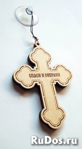 Крест в машину на присоске фотка