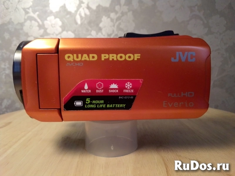Видеокамера JVC Everio GZ-R315DE фотка