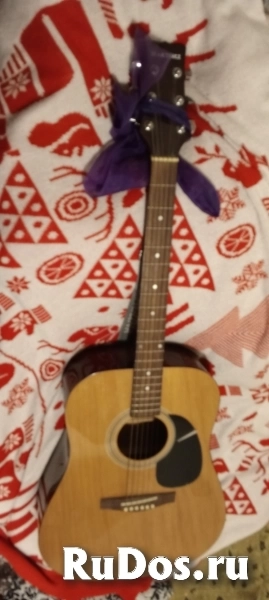 Продам: гитару фото