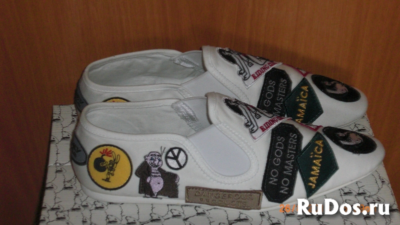 Кроссовки, лоферы, топсайдеры schmoove фото