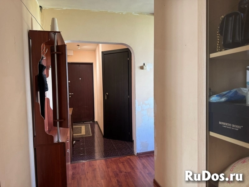 Квартира в хорошем состоянии, три комнаты, 63 кв.м. изображение 5