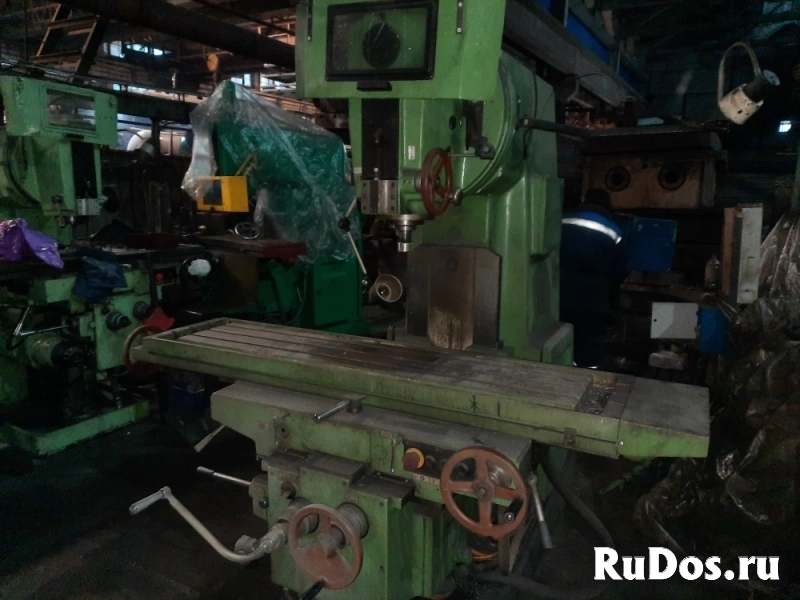 Вертикально-фрезерный станок ВМ127М изображение 3