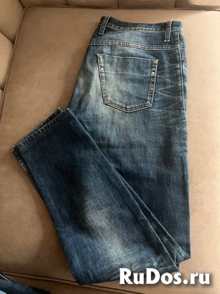 Джинсы брендовые изображение 5