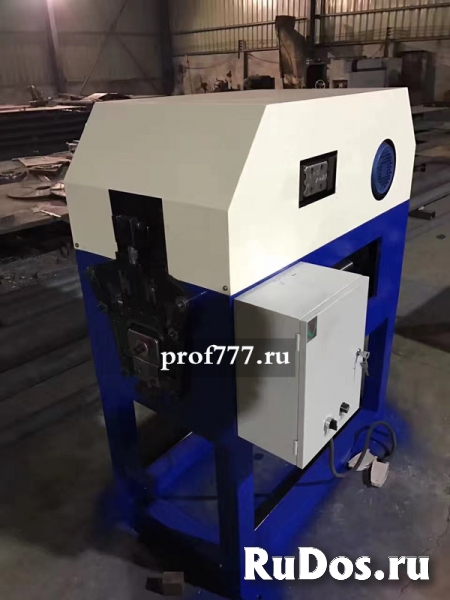 Станок для изготовления водосточного колена фотка
