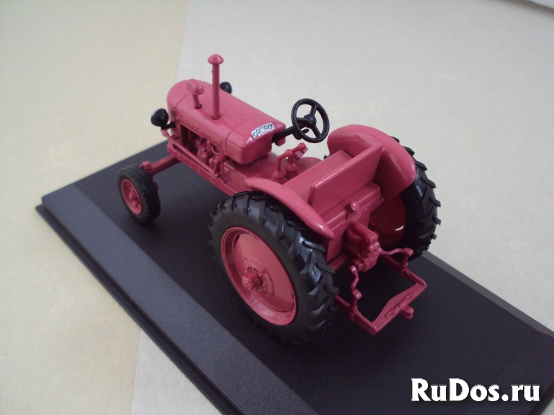 Модель. Трактор ДТ-24-2 изображение 6