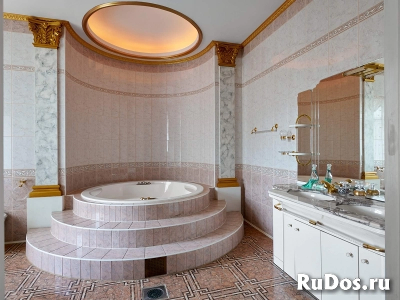 Продам 7 комнатную квартиру 360 м2 изображение 9