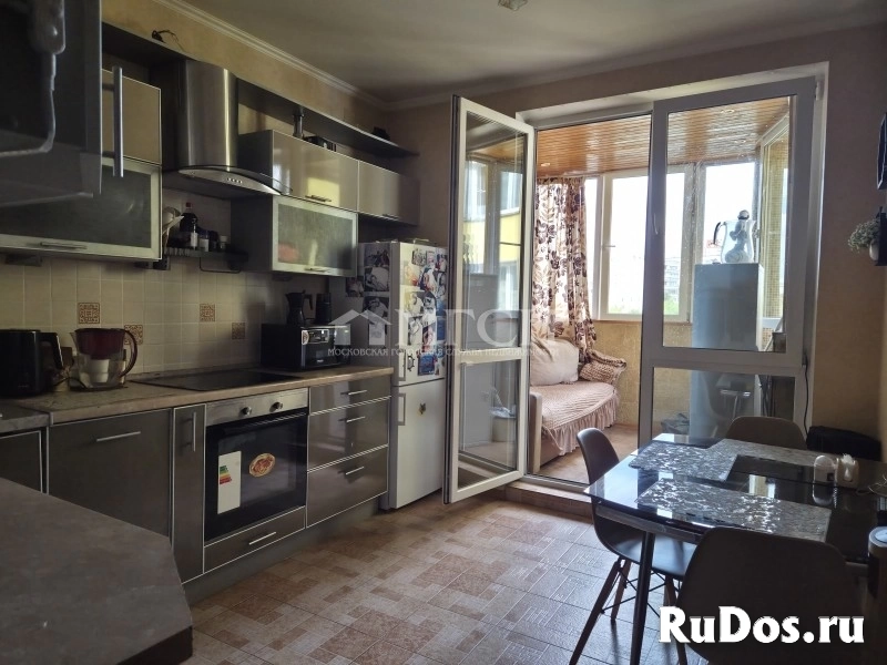 Продам 2 комнатную квартиру 55.7 м2 изображение 8