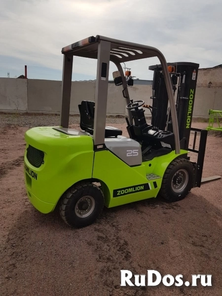 НОВЫЙ погрузчик ZOOMLION FD25 фотка