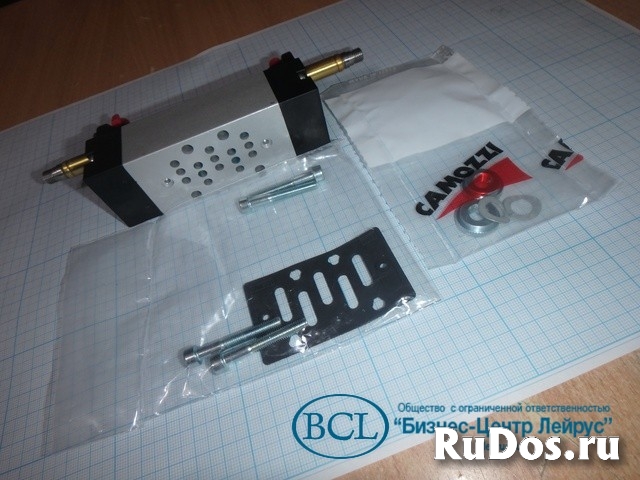 Распределитель электропневматический camozzi 951-000-p11-23IL изображение 3