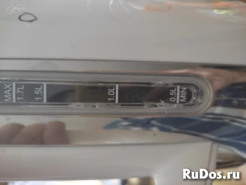 Чайник редмонд RK-M170S-E. Протекает фотка