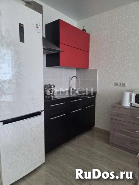 Продам 1 комнатную квартиру 53 м2 изображение 3