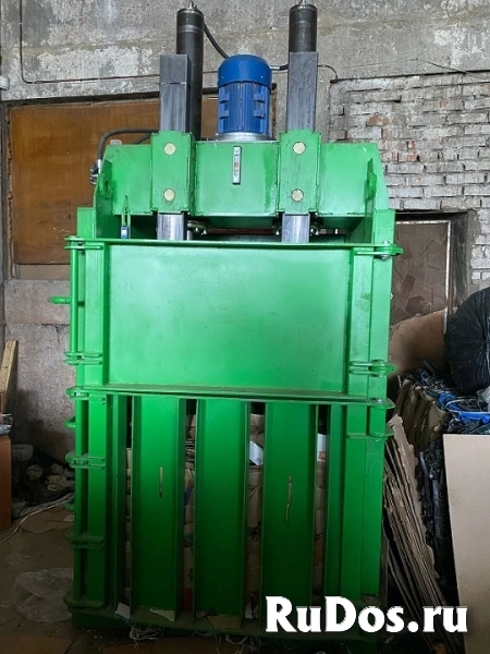 Пресс пакетировочный вертикальный Кубер-20В фото