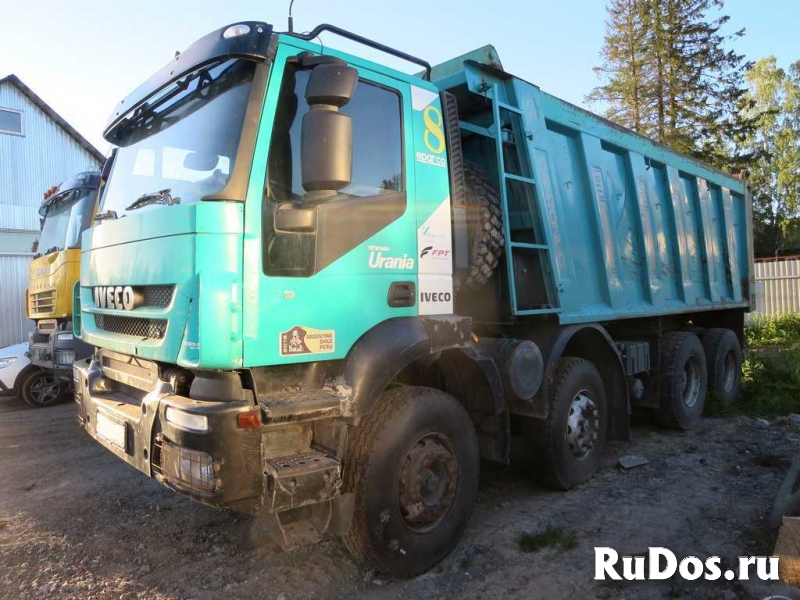 Самосвал Iveco Trakker, 8х4, 20 м3, ралли Dakar изображение 3