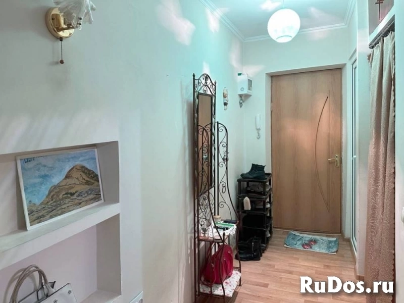 Продам 2 комнатную квартиру 38 м2 изображение 7