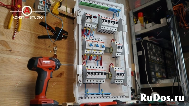 Производство и установка электрощитов фото