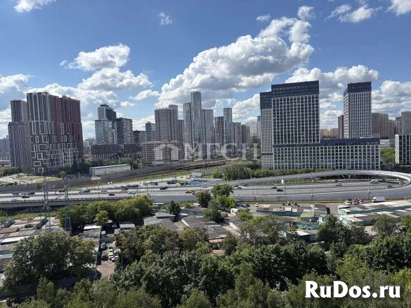 Продам 2 комнатную квартиру 55 м2 изображение 3