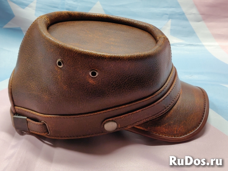 Головные уборы из кожи изображение 11