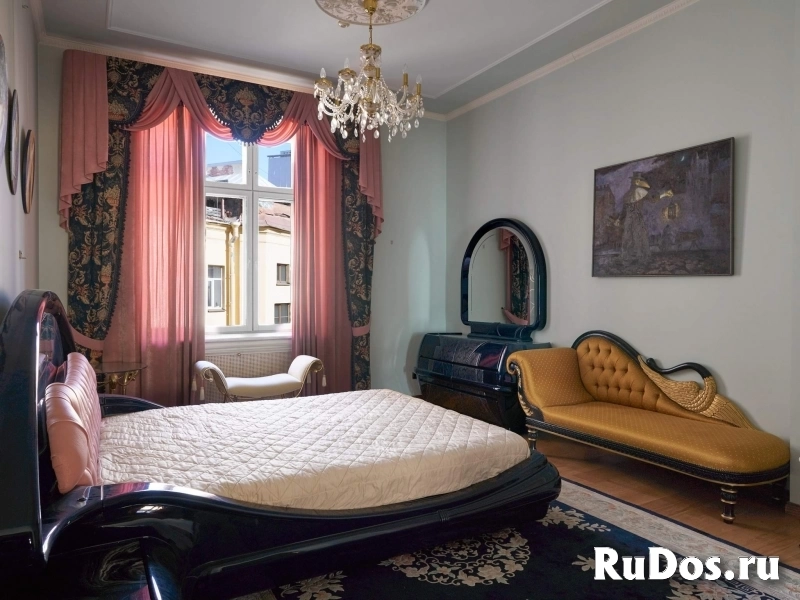 Продам 7 комнатную квартиру 360 м2 изображение 4