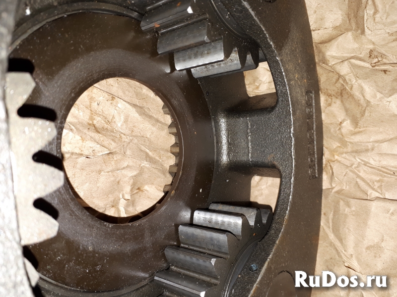 Водило редуктора хода Hitachi 2042432 фотка