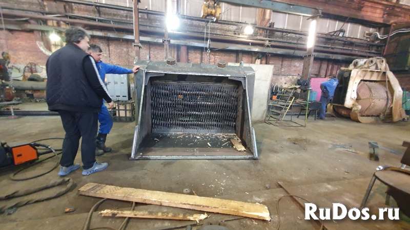 Просеивающий ковш навесной фото