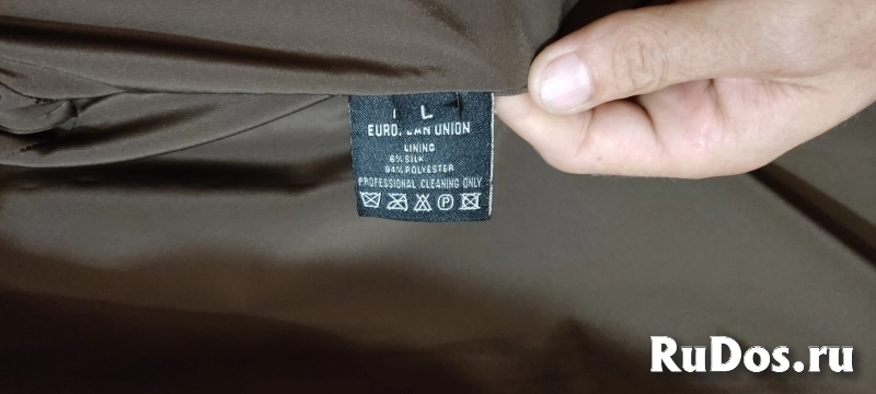 Продаётся шуба б/у изображение 4