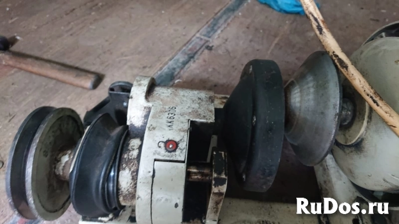 электромотор с компрессором Чехословакия. изображение 3