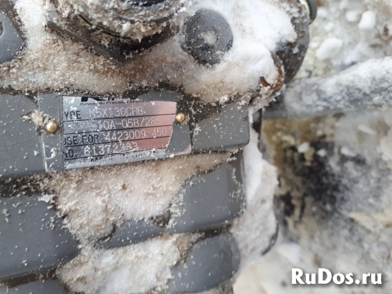 Редуктор поворота hitachi zx 450-3 фото