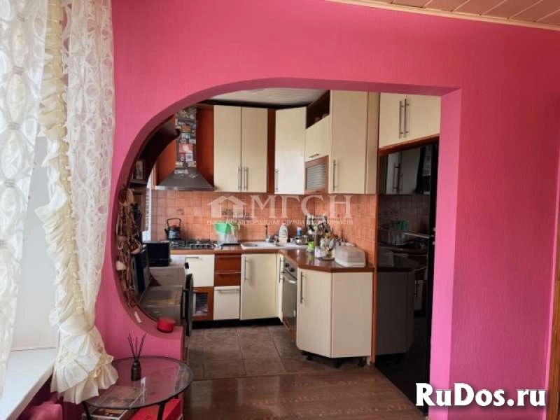 Продам 4 комнатную квартиру 62.8 м2 изображение 3