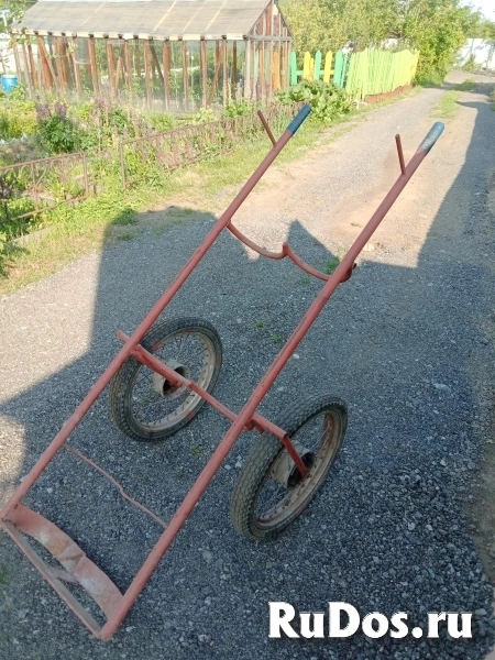 Тележка для транспортировки баллонов. фото