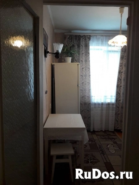 Сдается 2-х комнатная просторная квартира изображение 9