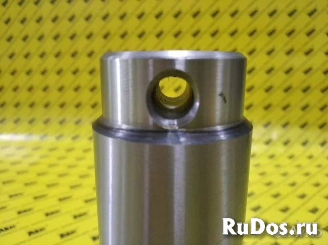 Палец Terex 3520046M7 изображение 3