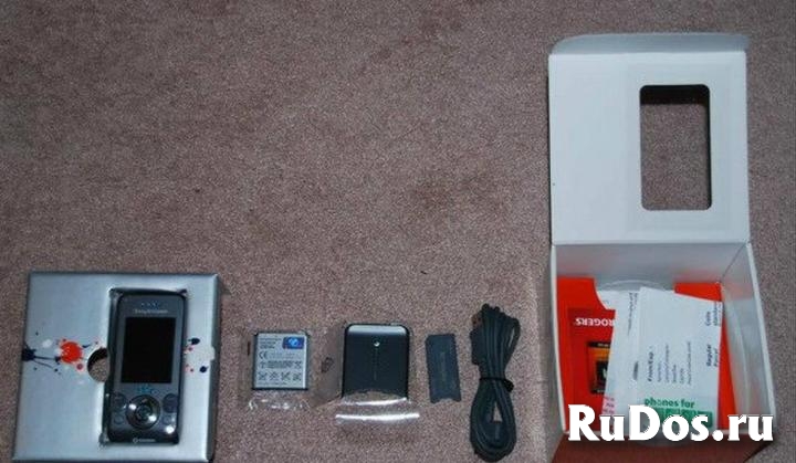Новый Sony Ericsson W580i (оригинал.комплект) фотка