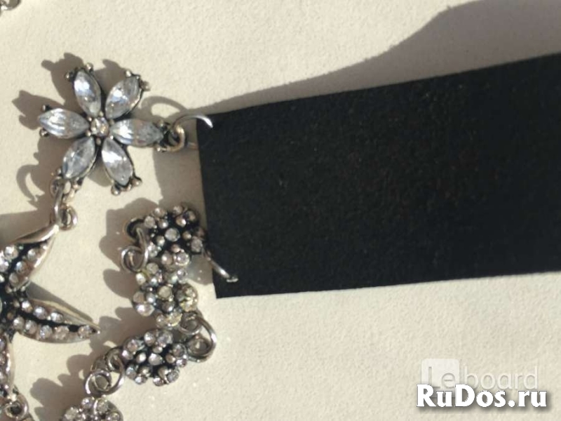 Колье чокер бижутерия украшение стразы сваровски swarovski криста изображение 4