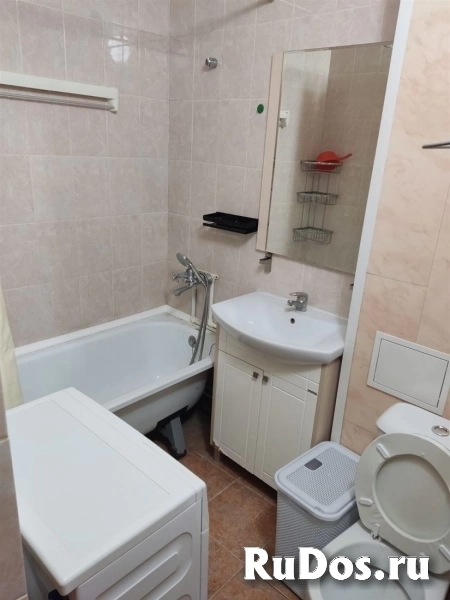 Продам 2 комнатную квартиру 47 м2 изображение 3