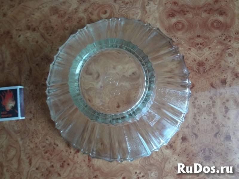 Салатница из цветного стекла изображение 4