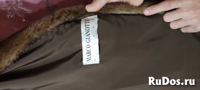 Продаётся шуба б/у изображение 5