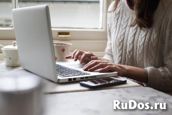 менеджер по информации фото