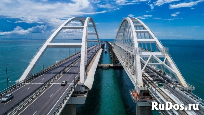 Инспектор по досмотру фото