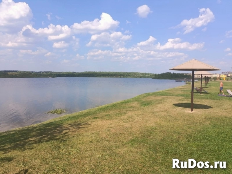 Дом с участком на берегу озера изображение 6