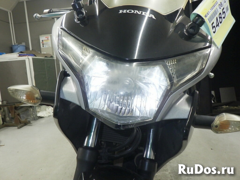 Мотоцикл спортбайк Honda CBR250R A рама MC41 модификация A спорт изображение 11