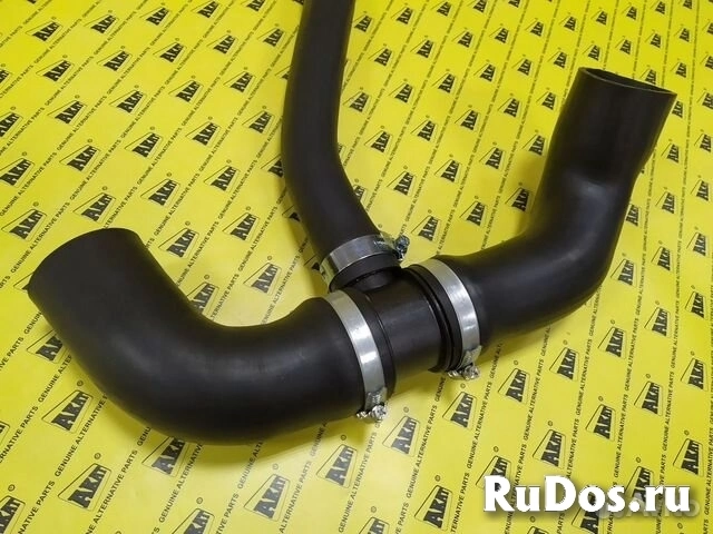 Патрубок системы охлаждения JCB 332/C6434 фотка