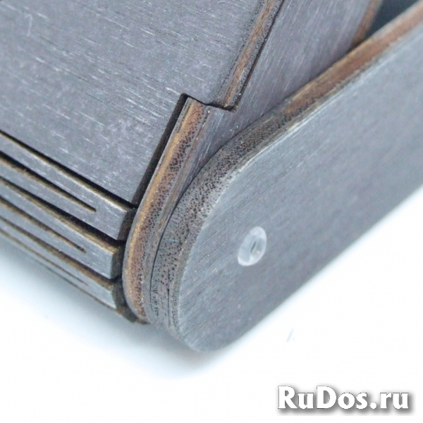 Визитница из дерева "Кассета" изображение 8