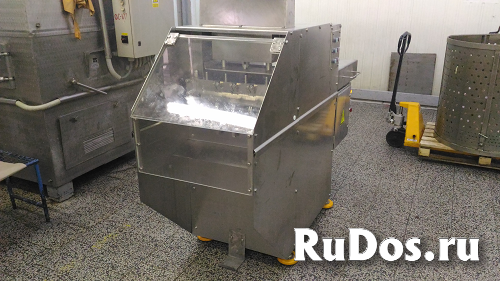 Установка гильотинной резки мясных блоков (производство) фотка