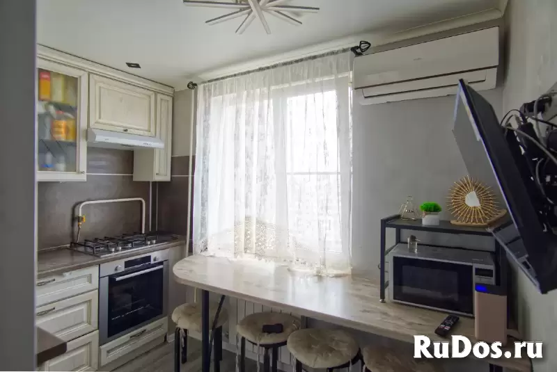 Светлая и функциональная 3-комнатная квартира изображение 6