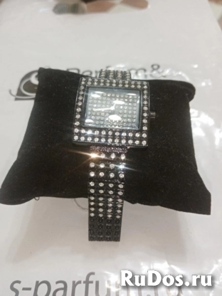 Новые,элегантные женские часы F.Gattien (оригинал) изображение 6