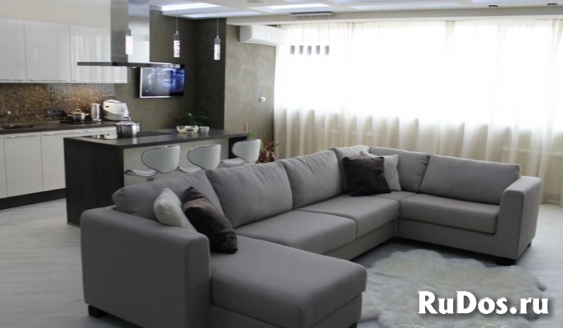 Посуточно однокомнатная квартира бизнес класса с джакузи изображение 3