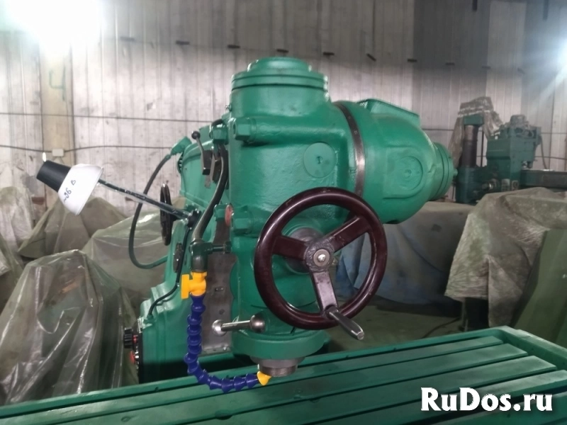 Продам станок 6М83Ш фрезерный консольный широкоуниверсальный фотка