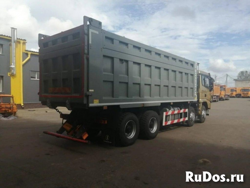 Самосвал Shacman X3000, 8х4, двигатель Cummins, Euro V изображение 3